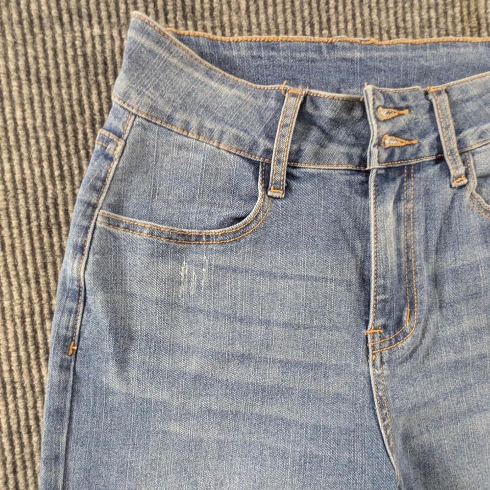 Dokotoo High Waisted Wide Leg Crop Jeans Blue Medium Wash Denim Size 8 NEW - Picture 4 of 8